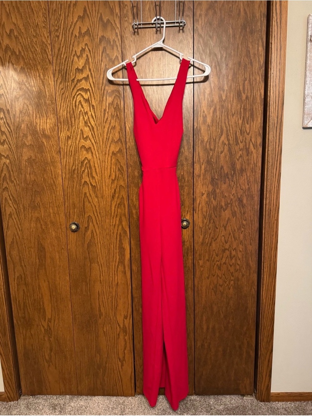 Red V-Neck Sleeveless Women's Jumpsuit